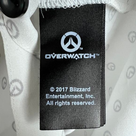 2017 WELOVEFINE OVERWATCH Womens M White Hi-Low Logo Button Front Tank Tunic Top - Picture 5 of 7